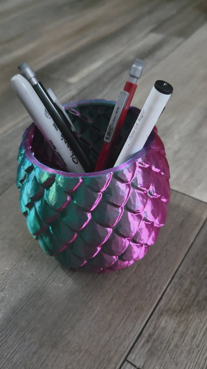 Color Changing Dragon Scale Pen Holder