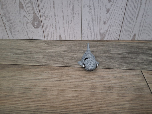 Mini Knitted shark articulated friend